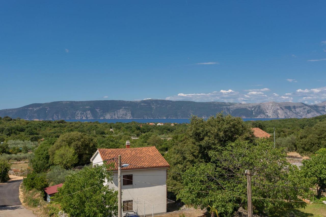 Gallery Apartment In Skrbčići Екстериор снимка