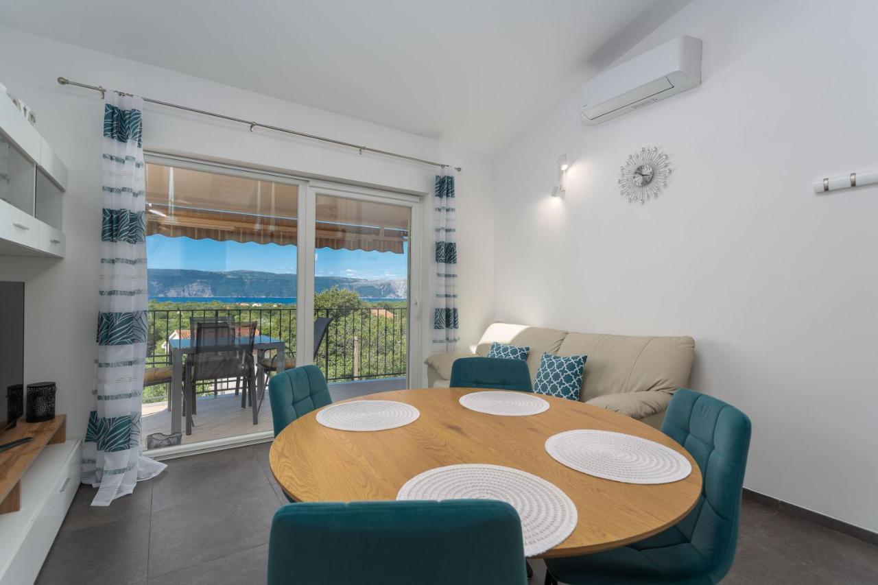 Gallery Apartment In Skrbčići Екстериор снимка